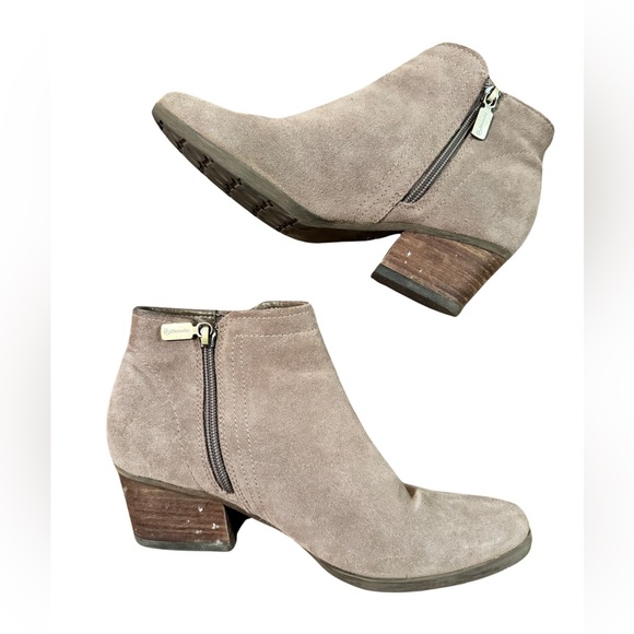 Blondo Valli Waterproof Suede Ankle Booties - Picture 2 of 6
